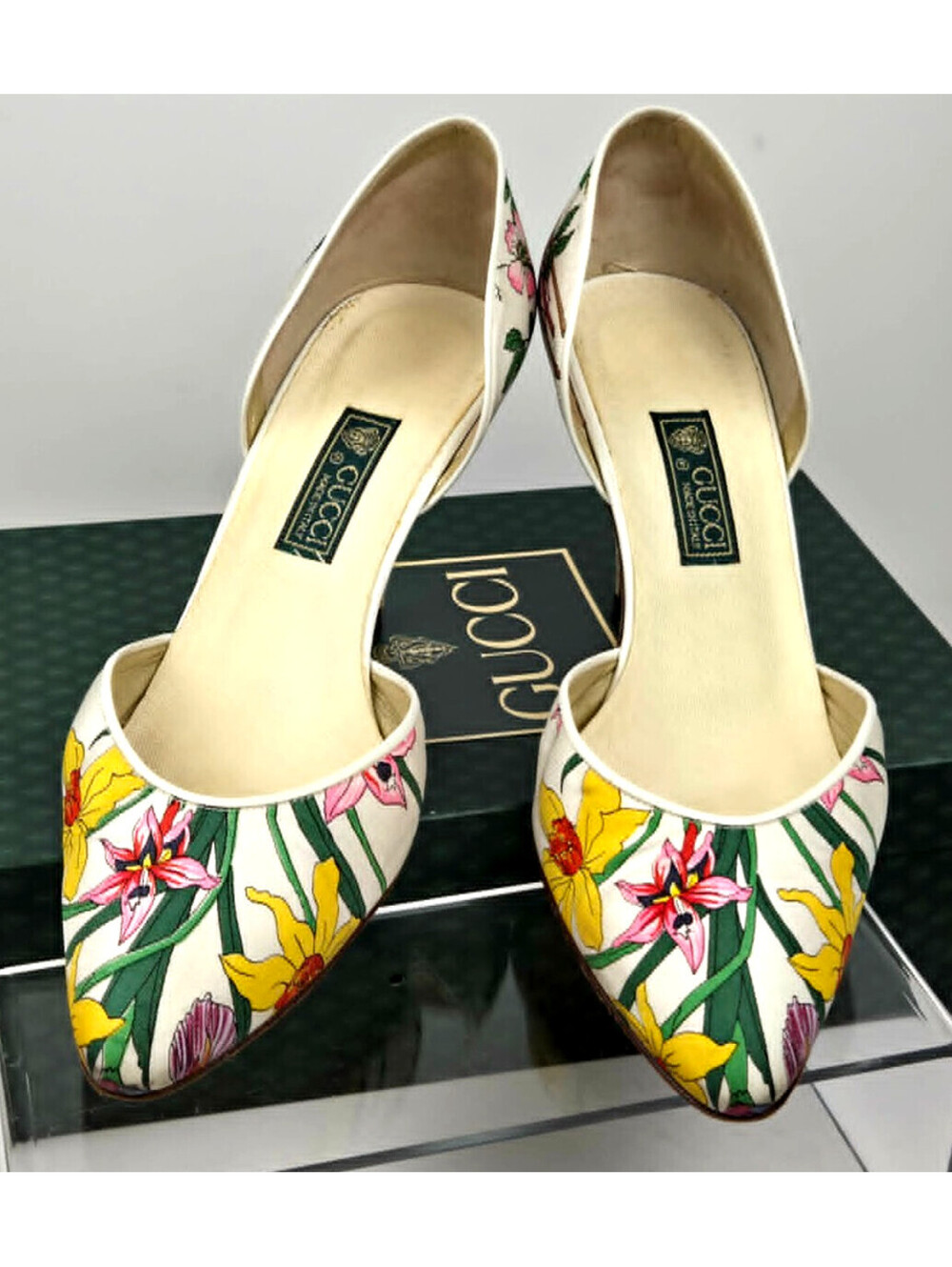 Vintage Gucci Flora Pumps 37.5 7.5 Floral Heels 1980s Italy w Box